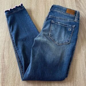 NWOT … CROWN & IVY “Size: 10” Skinny Jeans With Pink Trim